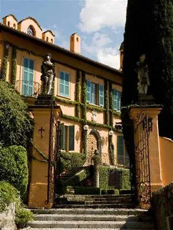 Sleeps 16 Pool Air Con Villa Lenno